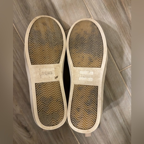 Toms Womens Bryce Beige Suede Slip On Shooties Shoes size 9 - Picture 7 of 7